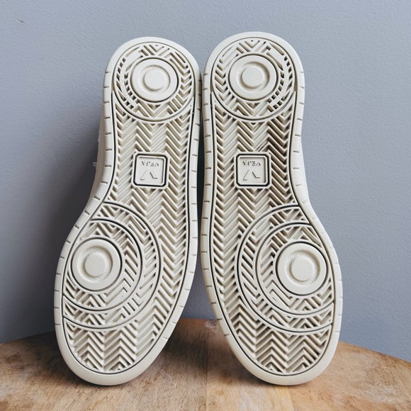 Veja White Nautico V-10 B-Mesh Sneakers Size Women 9 Navy Accents Shoes - Picture 9 of 10